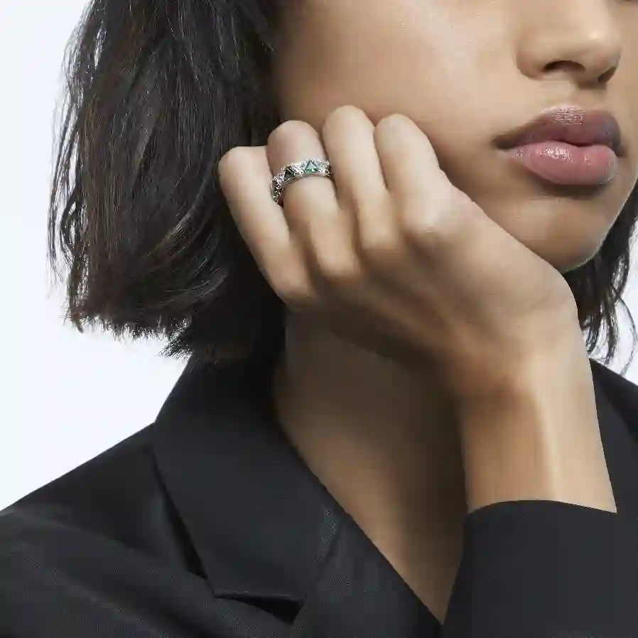 Resim Ortyx Kokteyl Yüzüğü, Üçgen kesim, Yeşil, Rodyum kaplama