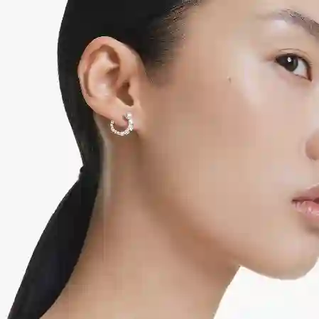 Resim Matrix halka küpeler, Kristal inci, Yuvarlak kesim, Beyaz, Rodyum kaplama