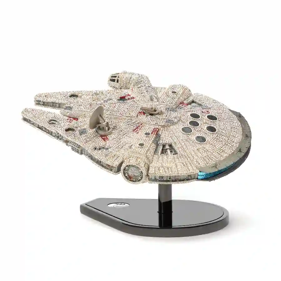 Resim Star Wars Millennium Falcon Sınırlı Üretim