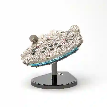 Resim Star Wars Millennium Falcon Sınırlı Üretim